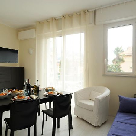 Casa Vacanze Medit Alassio Bagian luar foto