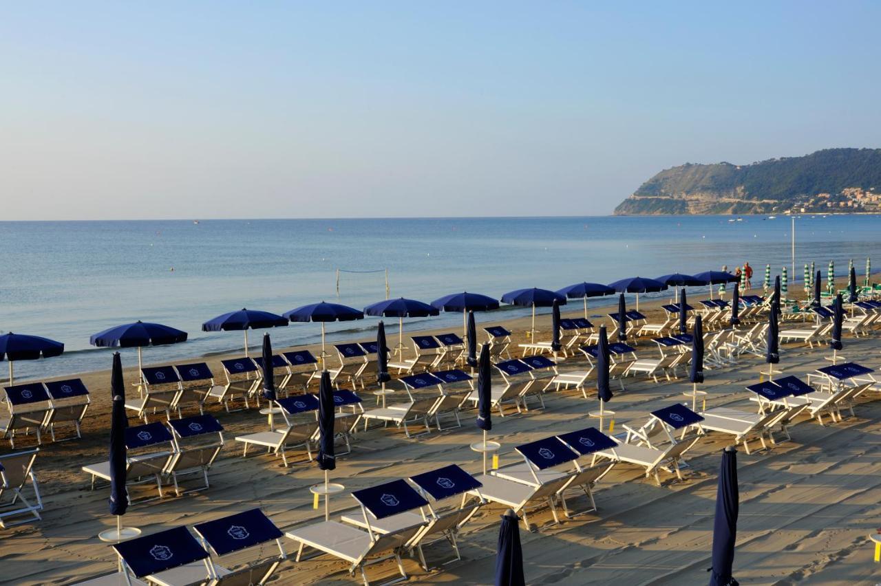 Casa Vacanze Medit Alassio Bagian luar foto